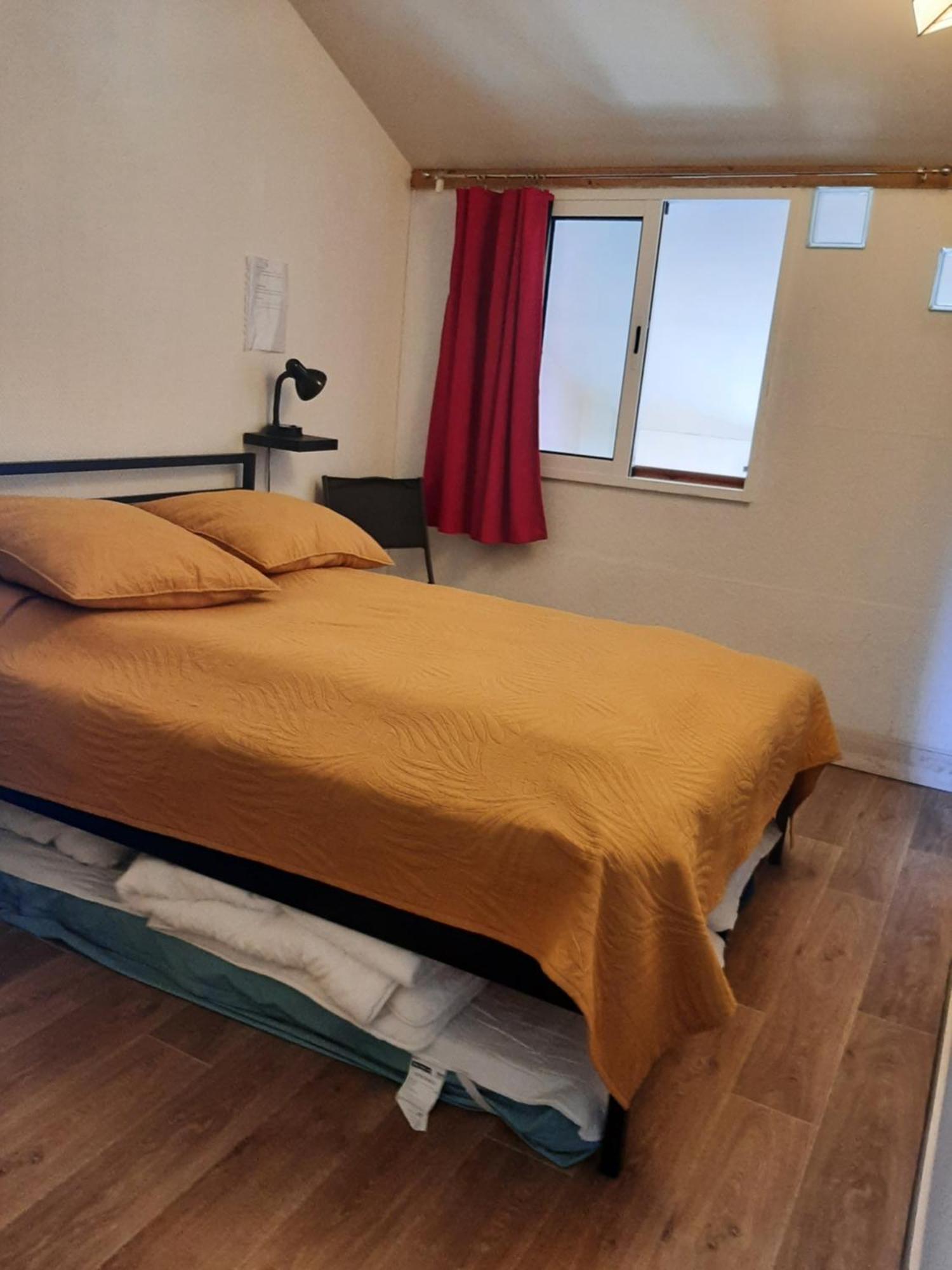 Duplex14H 1Er Etage Jardinet 1 Parking Ou Studio14B Rdc Terrasse Sans Parking La Rochelle  Exterior foto