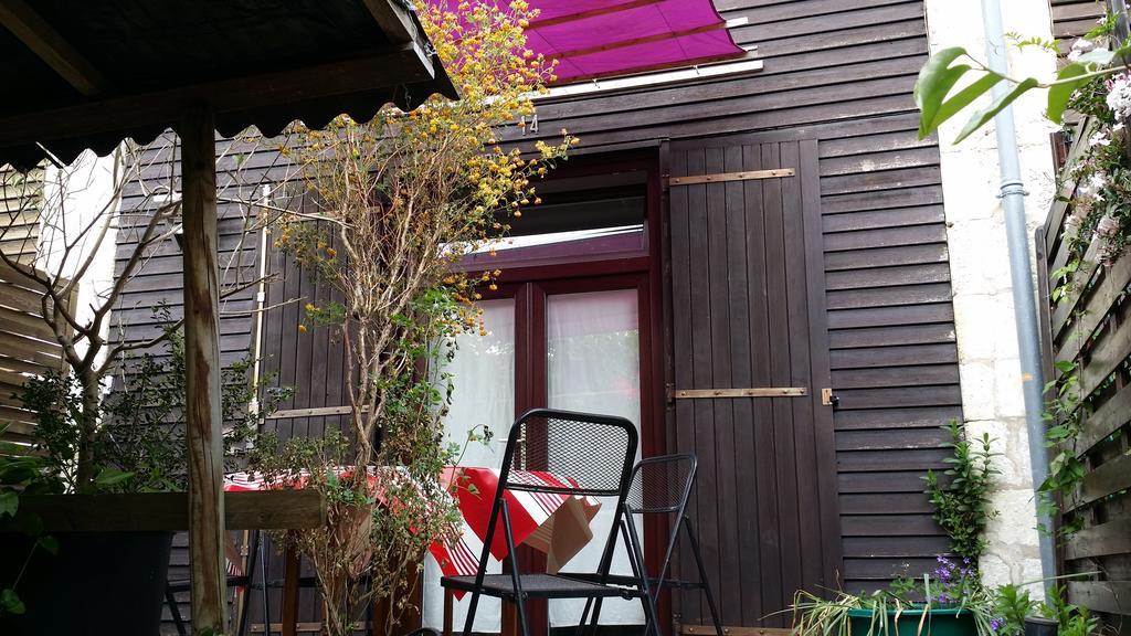 Duplex14H 1Er Etage Jardinet 1 Parking Ou Studio14B Rdc Terrasse Sans Parking La Rochelle  Exterior foto